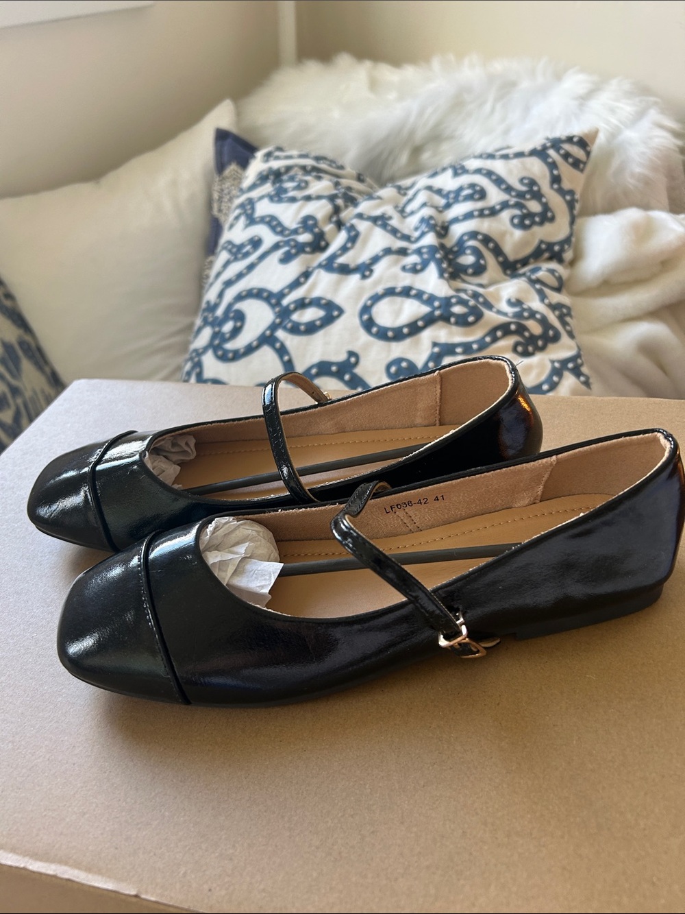 Women's Black Patent Mary Jane Flats with Strap